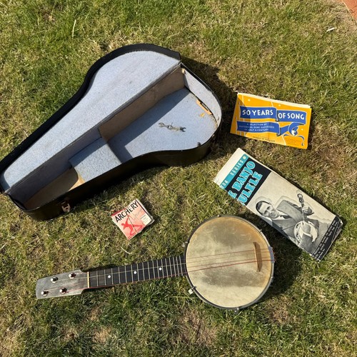 Vintage string banjo with - string,
